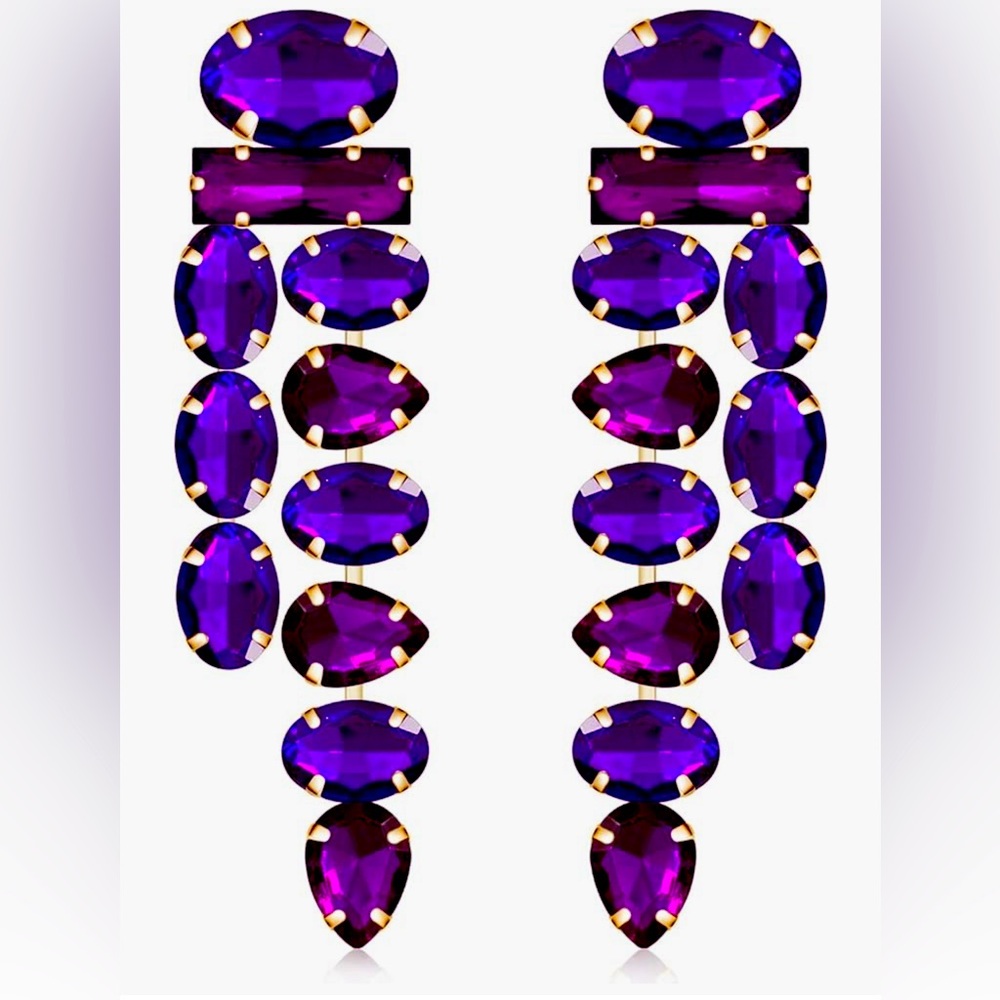 Elegant Nordstrom Purple Swarovski Crystals Long dangling Party earrings